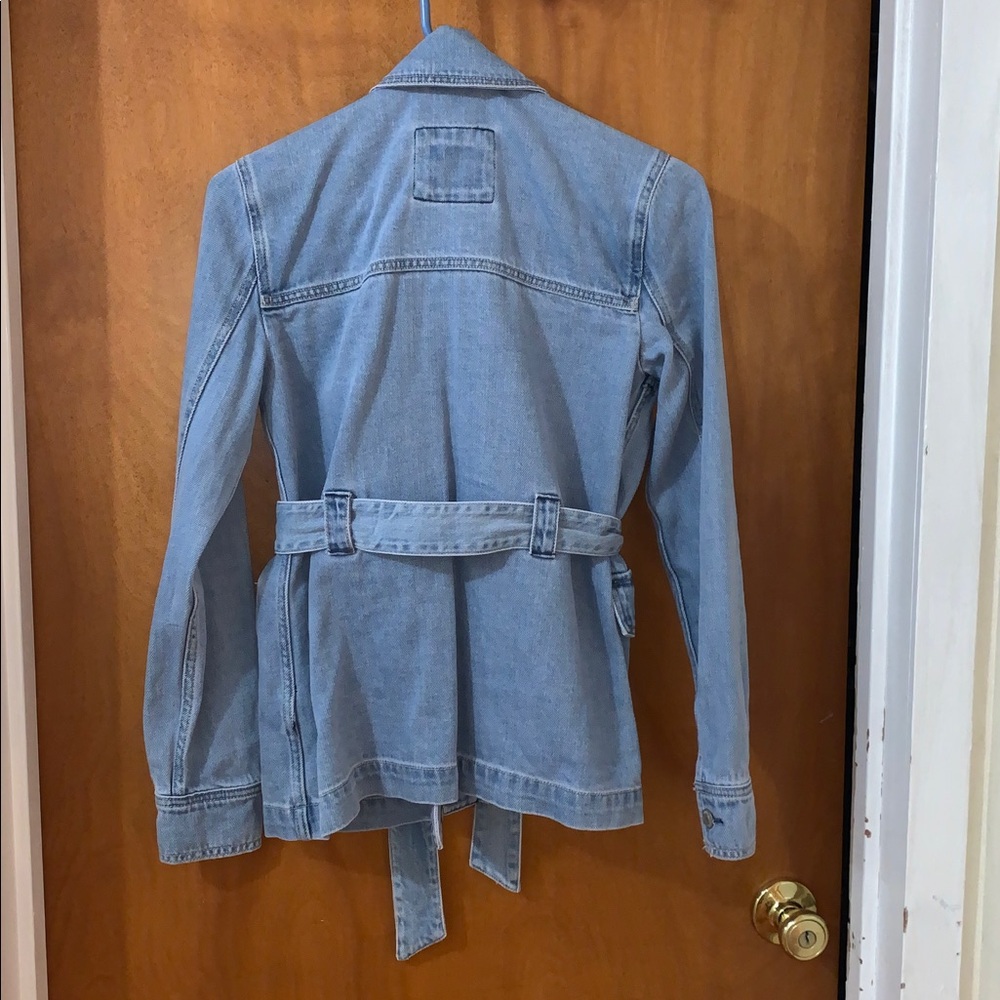 Abercrombie Belted Denim Jacket - Picture 3 of 3